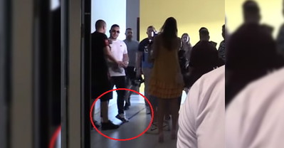 Internet śmieje się z Boxdela, który staje na palcach podczas wywiadów!