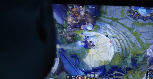 TVN nagrał kolejny film o szkodliwości gier. League of Legends, CS:GO i Roblox