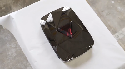 Youtube pokazało czerwony diament. Przycisk za 100 milionów subskrypcji