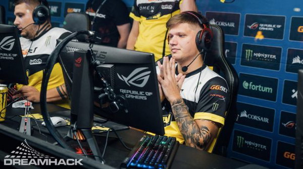 s1mple dostaje 500 dolarów od widza po niesamowitym zagraniu w CSGO