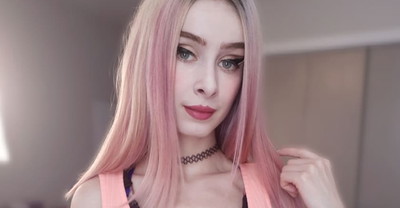 Streamerka Twitch zbanowana za malowanie swojego ciała oskarża Twitch o niesłuszne zawieszenie