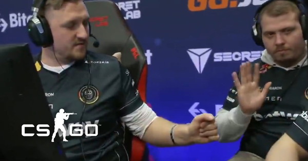 Gracze CSGO odpowiadają memami na ostatnią decyzję Valve, która zmienia…