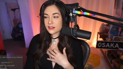 Sasha Grey zbanowana na TikToku z naprawdę dziwnego powodu. Powiedziała, że lubi…