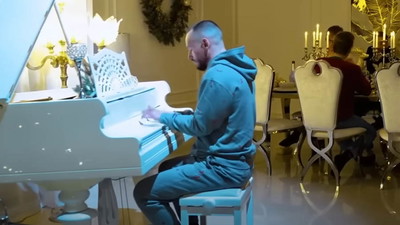 Co robi Xayoo, polski streamer Twitch, gdy nie trenuje do kolejnych walk w Fame MMA?