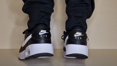 Najpopularniejsze Nike Air Max przecenione o 130 złotych. Teraz to ma sens