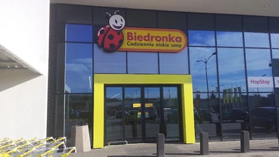 Biedronka mocno przecenia popularne wino. Teraz za nieco ponad 11 złotych