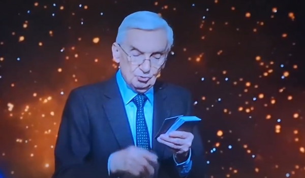 1z10. Osoba, która w mediach kieruje dyskusją. Odpowiedź rozwaliła wszystkich