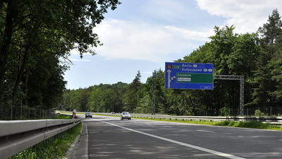 Nocne ograniczenia prędkości na polskiej autostradzie z zaskakującego powodu