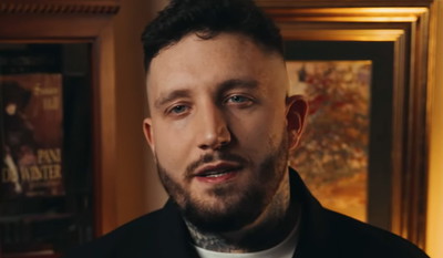 Boxdel na nowym filmie ujawnia, miał być tatą. Jego dziewczyna kilka dni temu poroniła