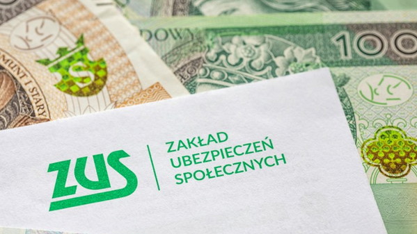 Ile trzeba teraz zarabiać, aby dostać na emeryturze 4 tysiące złotych?