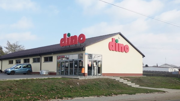 Dino mocno przeceniło gumy. Zapasy i na rok