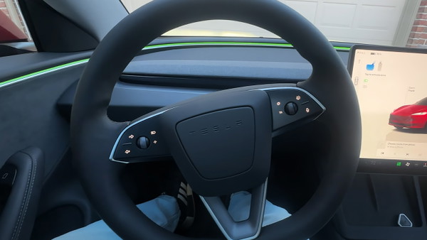 Tesla się przyznała, że to było bez sensu. Wycofują się z tej zmiany