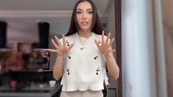 Natsu jest zaskoczona, że w zimę jest zimno i nie może spać przy otwartym oknie