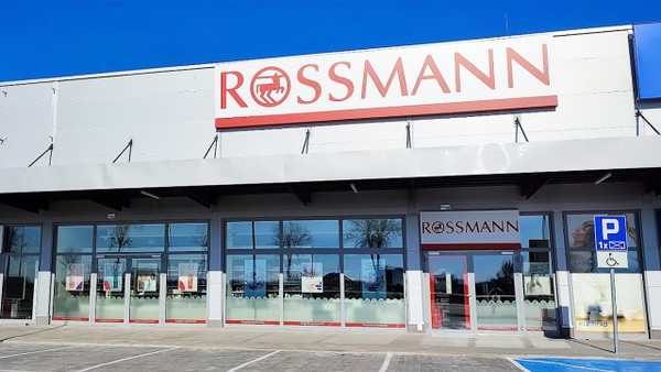Rossmann rozdaje od 7:30 rano za darmo w aplikacji