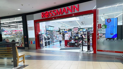 Rossmann sprzedaje te patyczki za 1,99 zł. Warto zrobić sobie zapas