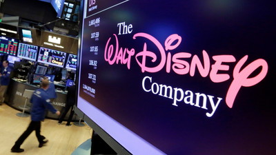 Nie uwierzycie, że takie stanowisko pracy w Disneyu serio istnieje. Gość robi tylko jedną rzecz