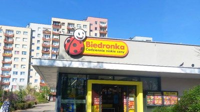 Biegnijcie po kawę i te słodycze. Biedronka przeceniła