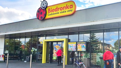 Biedronka znowu to zrobiła. Jest 2x taniej na tej promocji