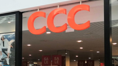 Rok temu ludzie kupowali za 800 zł. W CCC jest teraz za 200 zł