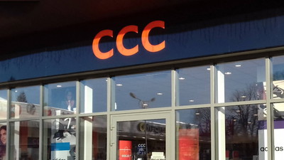 CCC wprowadziło swoje zamienniki za 159 zł. Rozchodzą się, jak ciepłe bułeczki