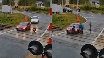Koło oderwało się od samochodu, gdy ten wjechał na tory. Prawie doszło do tragedii