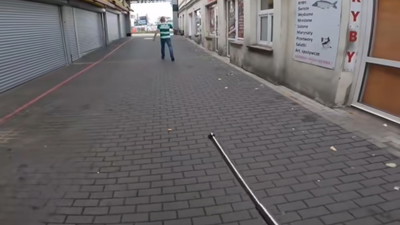 Pijany krzyczał za mężczyzną. Ten wyciągnął sprzęt i był gotowy