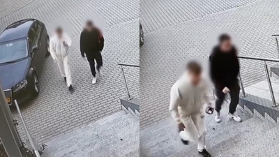 Przyjechał wprost pod drzwi komendy. Skończył bez prawa jazdy
