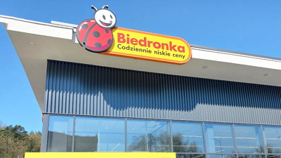Biedronka zaliczyła wpadkę. Wychodzi 9,99 zł, trzeba uważać
