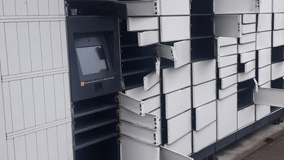 Włamanie do paczkomatu InPost. Złodzieje się nie patyczkowali