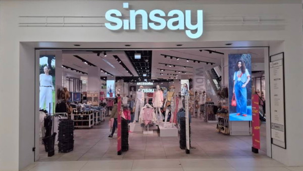 W Sinsay pojawił się ten hit za 120 zł. W innym sklepie kosztuje 300 zł