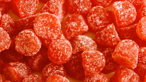 Jedzą to miliony Polaków, choć lekarze ostrzegają. Dlaczego wciąż nikt tego nie wycofał?