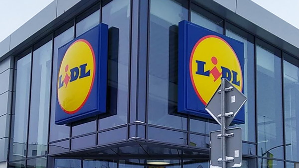 W poniedziałek cyrk. Lidl przecenia na 25 groszy za paczkę, bez limitów
