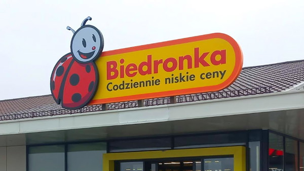 Biedronka po wielu latach zmieniła kultowe opakowanie. Ludzie są wściekli