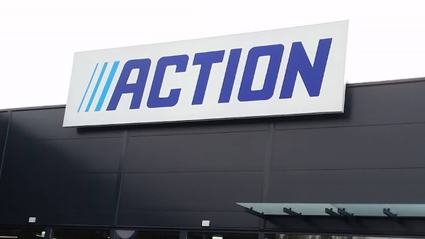 Action wprowadził memiczny produkt. „Nie wlewać do silników” pisze producent