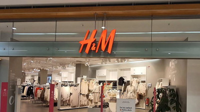 H&M też dowalił. Promocja 74,99 zł zamiast 359,99 zł kusi, by kupić