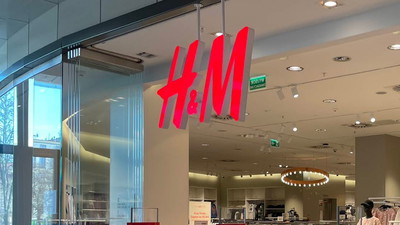 H&M się pozbywa. Wleciała mocna promocja 29,99 zł zamiast 127,99 zł