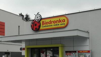 Bierzcie koniecznie. Dzisiaj Biedronka zaszalała. Jedna rolka tylko 45 groszy