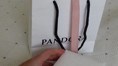 Wariactwo. Pandora się pozbywa za 55 złotych, normalnie ponad 200 zł, wielka wyprzedaż