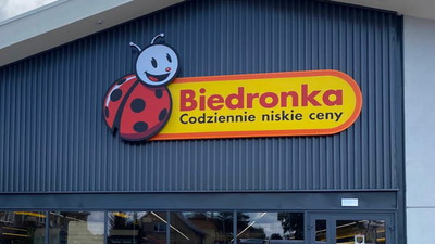Biedronka wyprzedaje od dzisiaj za 1,99 zł. Zostają puste półki