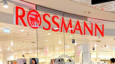 Cyrk, bo Rossmann przecenił na 99 groszy. Dorośli się cieszą i biegną do sklepu