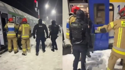 Lokomotywa uległa awarii kilometr od stacji. Strażacy ewakuowali pasażerów