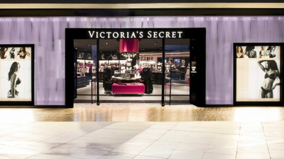 Victoria’s Secret przeceniło popularną torebkę. 79 zł zamiast 400 złotych