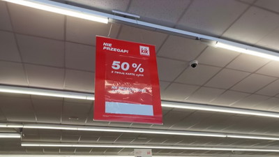 KIK dosłownie oszalał. Pogłębili wyprzedaż i wyprzedają za półdarmo