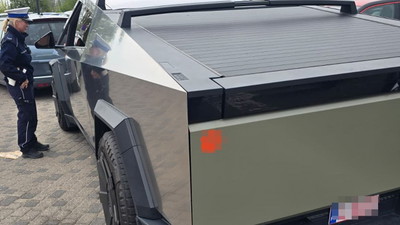 Tesla Cybetruck pędziła ulicami Lublina 115 km/h. Jak oni je rejestrują? Bardzo prosto