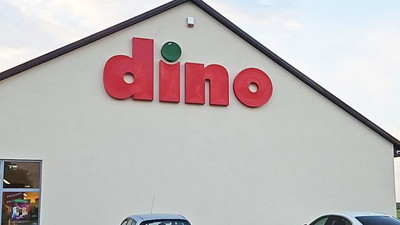 Cyrk w Dino. Masło XXL jest za 99 groszy. Większe, niż w Biedronce i Lidlu