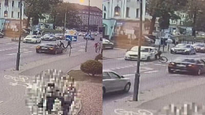 22-latka potrąciła samochód na przejściu dla pieszych. Jechała rowerem