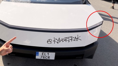 Ten jeden prosty trick pozwala rejestrować Teslę Cybertruck w Europie