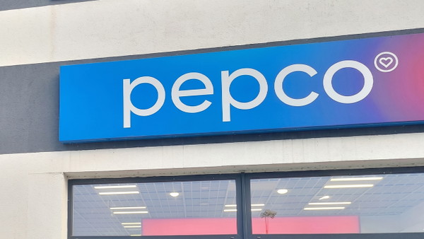 Pepco zupełnie się nie boi. 50 zł ma zamiennik torby. Wittchen ma za 279 zł