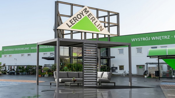 Wiele osób czekało. Leroy Merlin przecenia popularną pergolę na 4999 zł