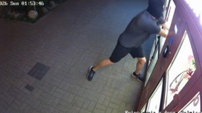 Łobuz kocha najbardziej. Jest film pokazujący kradzież z kwiatomatu